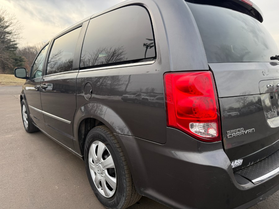 2017 Dodge Grand Caravan 4dr Wgn Crew photo