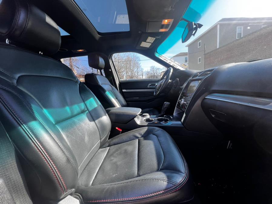 2017 Ford Explorer Sport 4WD photo