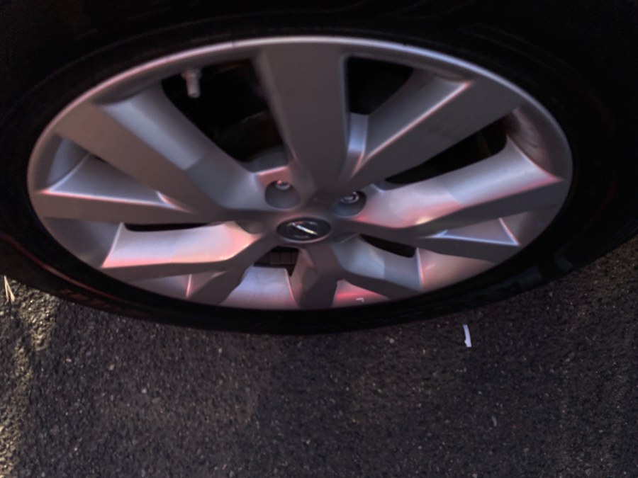 2011 Nissan Murano S photo