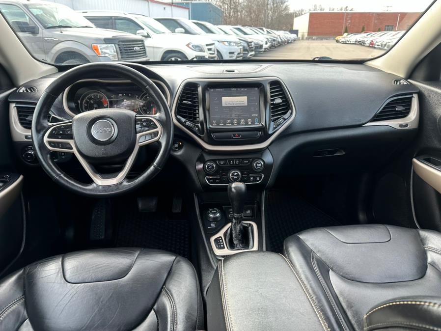 2017 Jeep Cherokee Latitude 4x4 photo