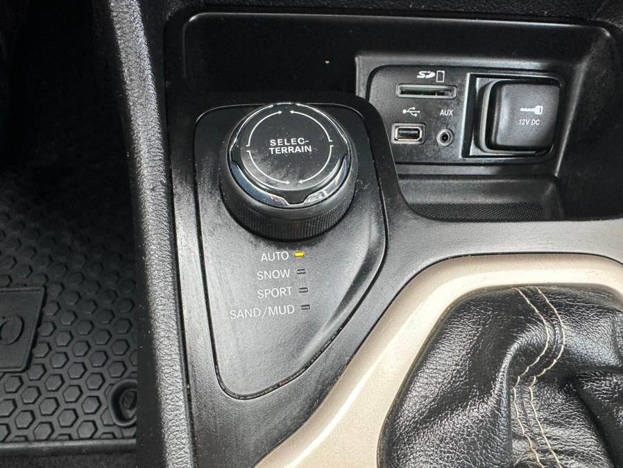 2017 Jeep Cherokee Latitude 4x4 photo