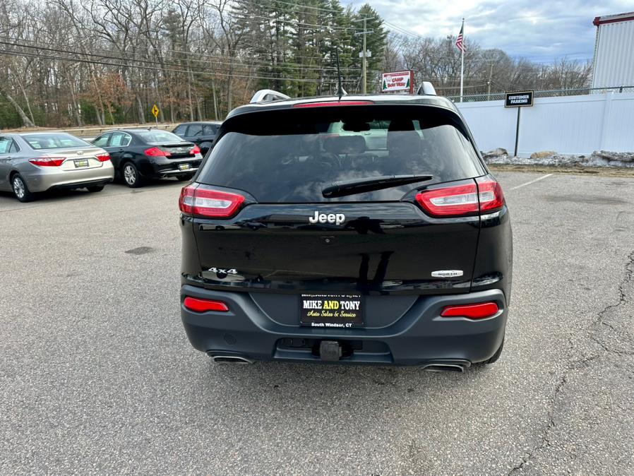 2017 Jeep Cherokee Latitude 4x4 photo