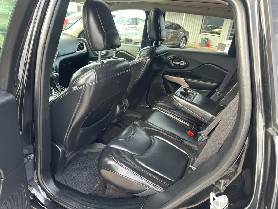 2017 Jeep Cherokee Latitude 4x4 photo