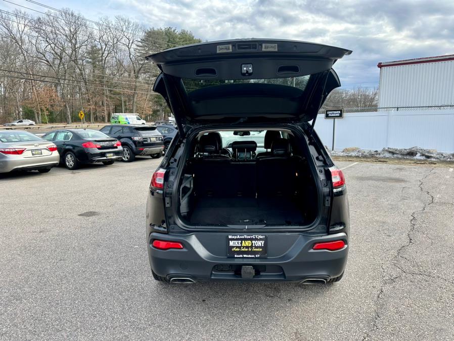 2017 Jeep Cherokee Latitude 4x4 photo