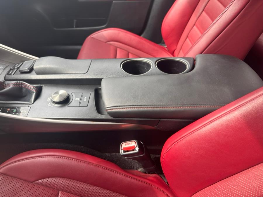 2016 Lexus IS 300 photo