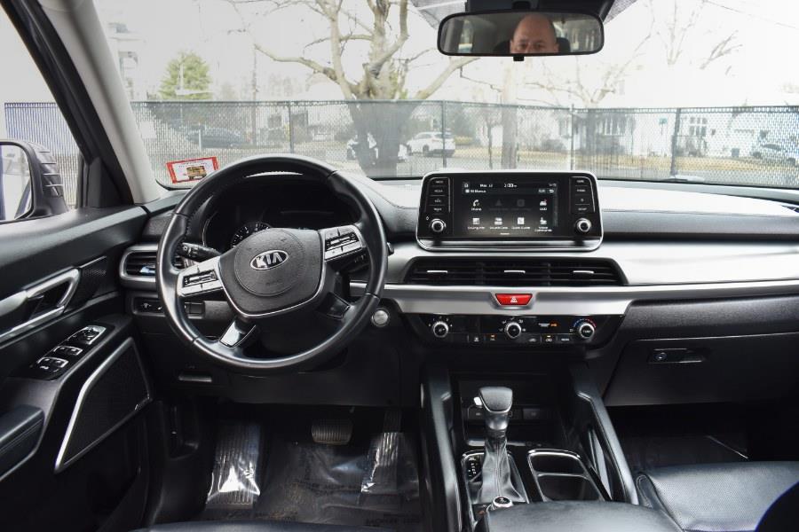 2020 Kia Telluride LX AWD photo