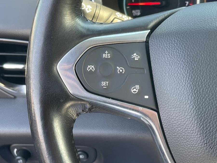 2020 Chevrolet Traverse AWD 4dr LT Leather photo