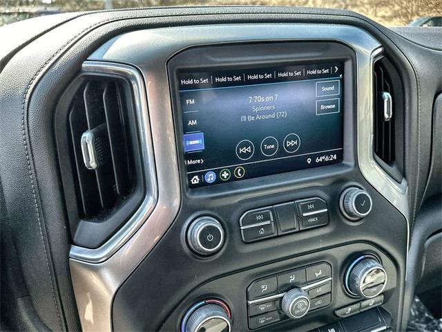2021 Chevrolet Silverado 1500 RST photo