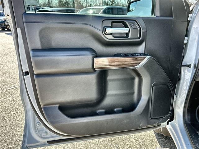 2021 Chevrolet Silverado 1500 RST photo