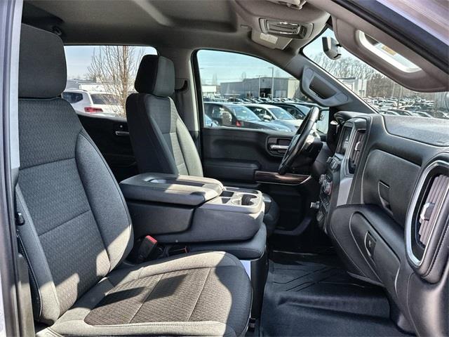 2021 Chevrolet Silverado 1500 RST photo