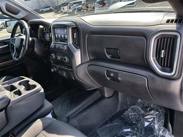 2021 Chevrolet Silverado 1500 RST photo