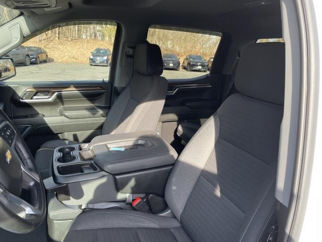 2024 Chevrolet Silverado 1500 LT photo