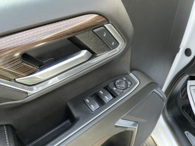 2024 Chevrolet Silverado 1500 LT photo