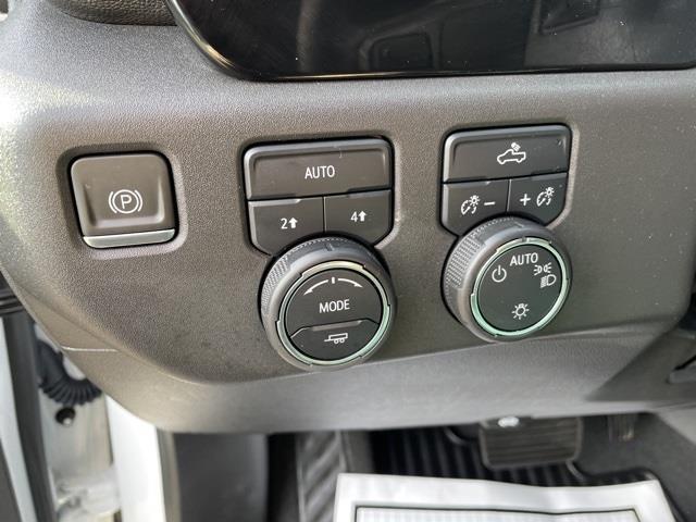 2024 Chevrolet Silverado 1500 LT photo