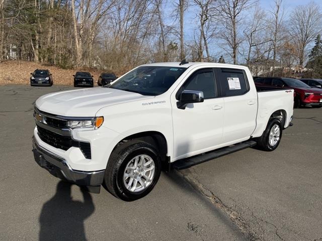 2024 Chevrolet Silverado 1500 LT photo