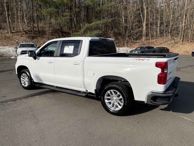 2024 Chevrolet Silverado 1500 LT photo