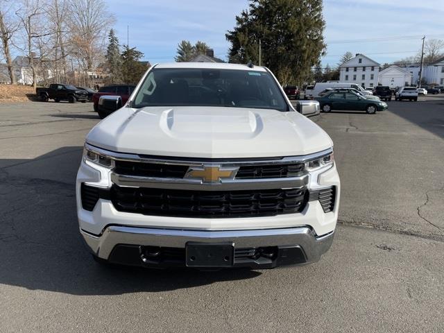 2024 Chevrolet Silverado 1500 LT photo