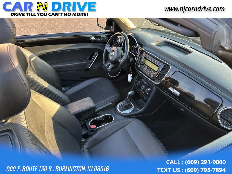 2015 Volkswagen Beetle 1.8T PZEV Convertible photo