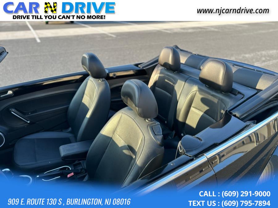 2015 Volkswagen Beetle 1.8T PZEV Convertible photo
