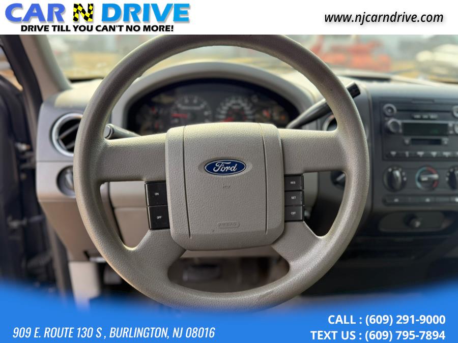 2004 Ford F-150 XLT photo
