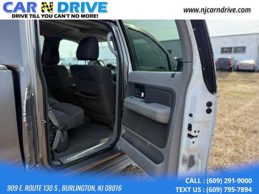 2004 Ford F-150 XLT photo