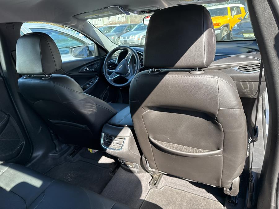 2017 Chevrolet Malibu 4dr Sdn Premier w/2LZ photo