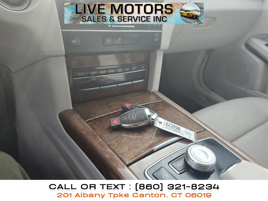2011 Mercedes-Benz E-Class E350 4MATIC Luxury photo