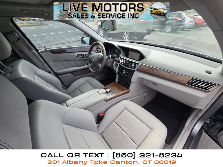 2011 Mercedes-Benz E-Class E350 4MATIC Luxury photo