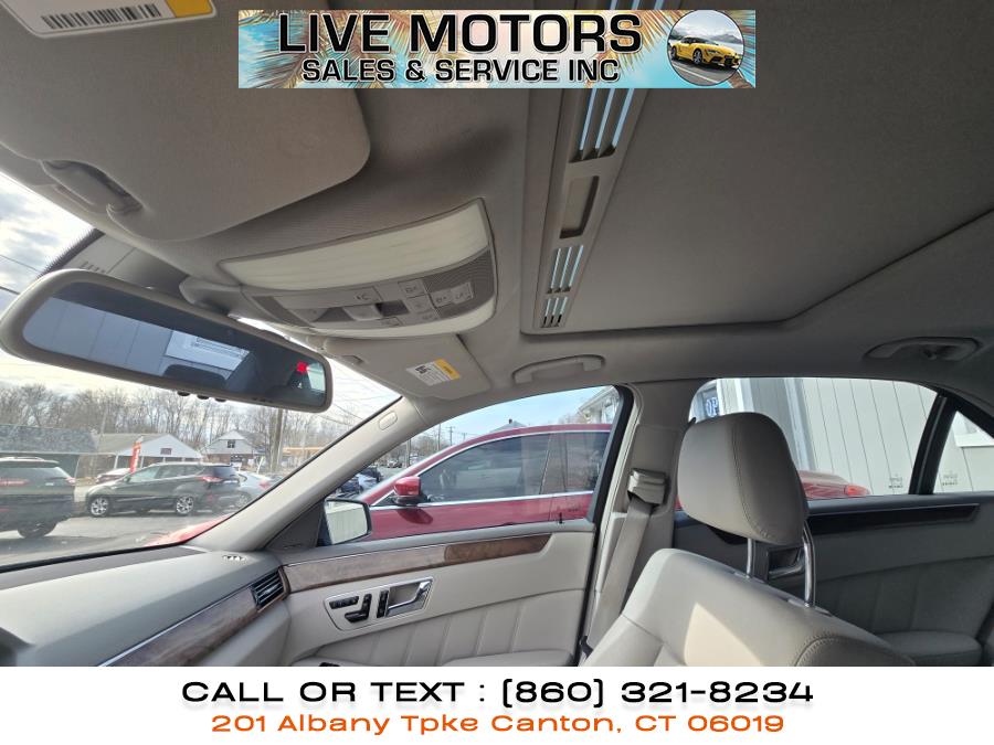2011 Mercedes-Benz E-Class E350 4MATIC Luxury photo