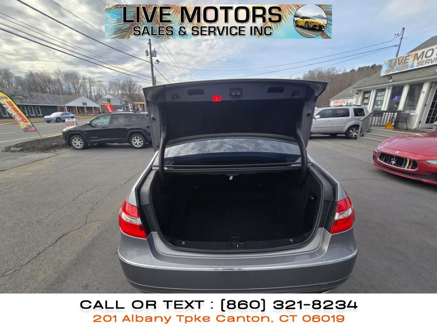 2011 Mercedes-Benz E-Class E350 4MATIC Luxury photo