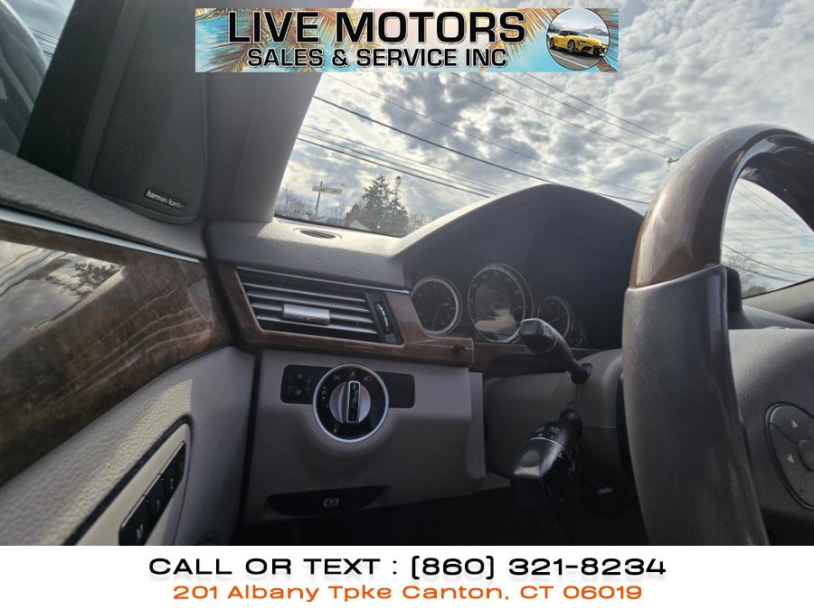 2011 Mercedes-Benz E-Class E350 4MATIC Luxury photo
