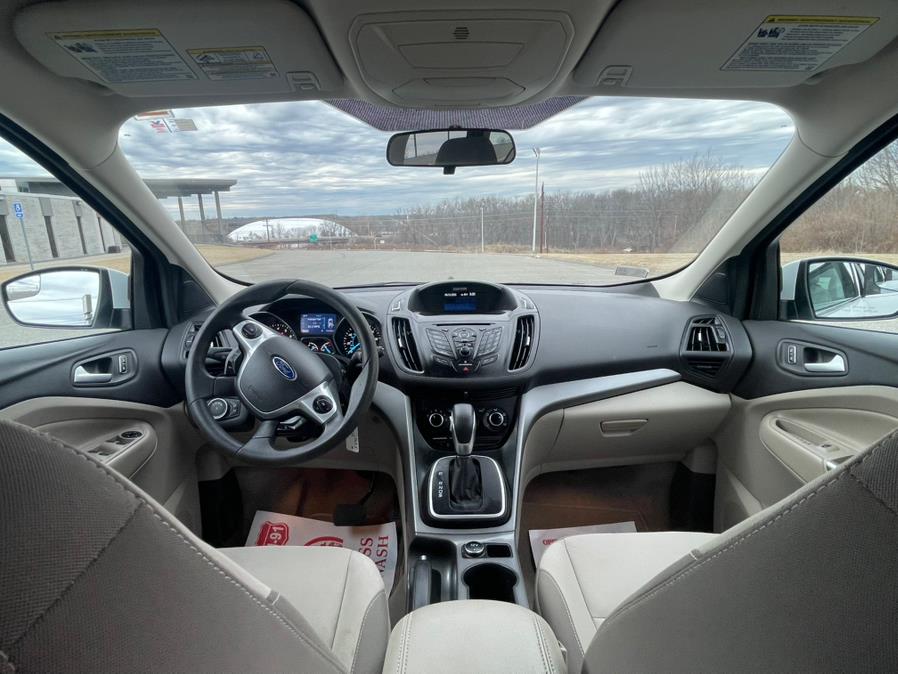 2014 Ford Escape SE photo