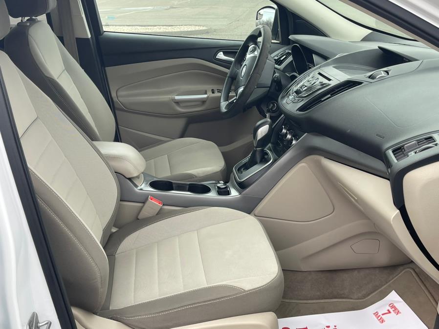 2014 Ford Escape SE photo