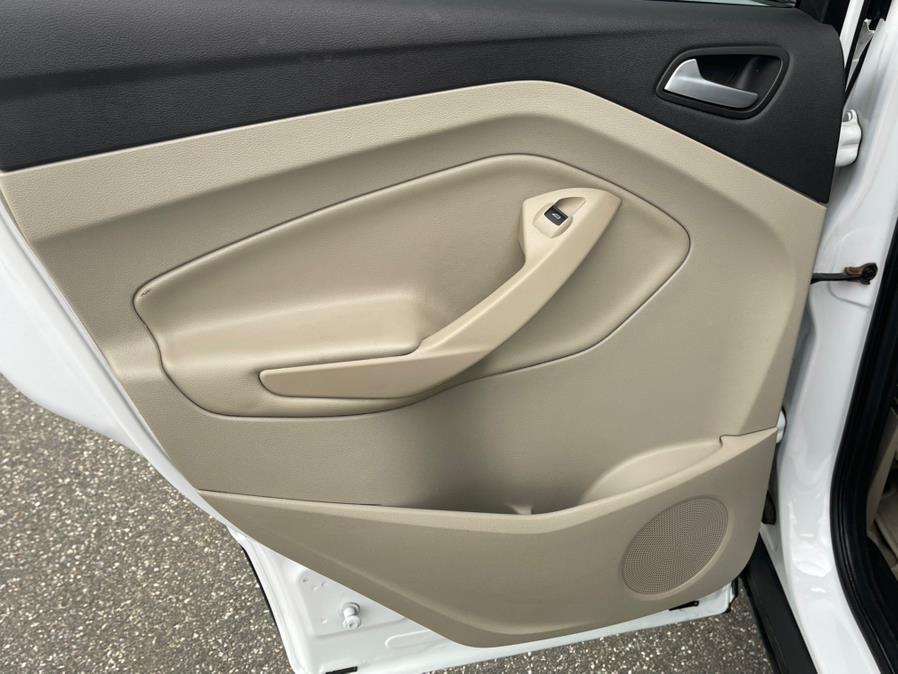 2014 Ford Escape SE photo