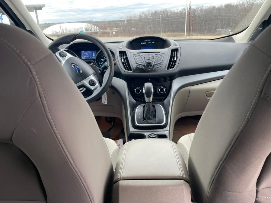 2014 Ford Escape SE photo