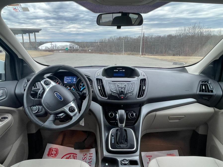 2014 Ford Escape SE photo