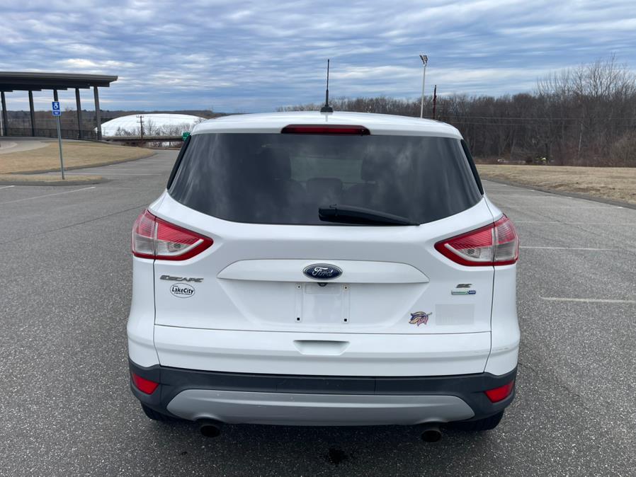 2014 Ford Escape SE photo