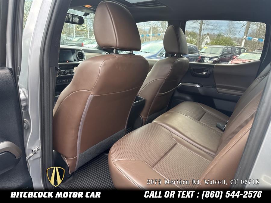 2016 Toyota Tacoma Limited photo
