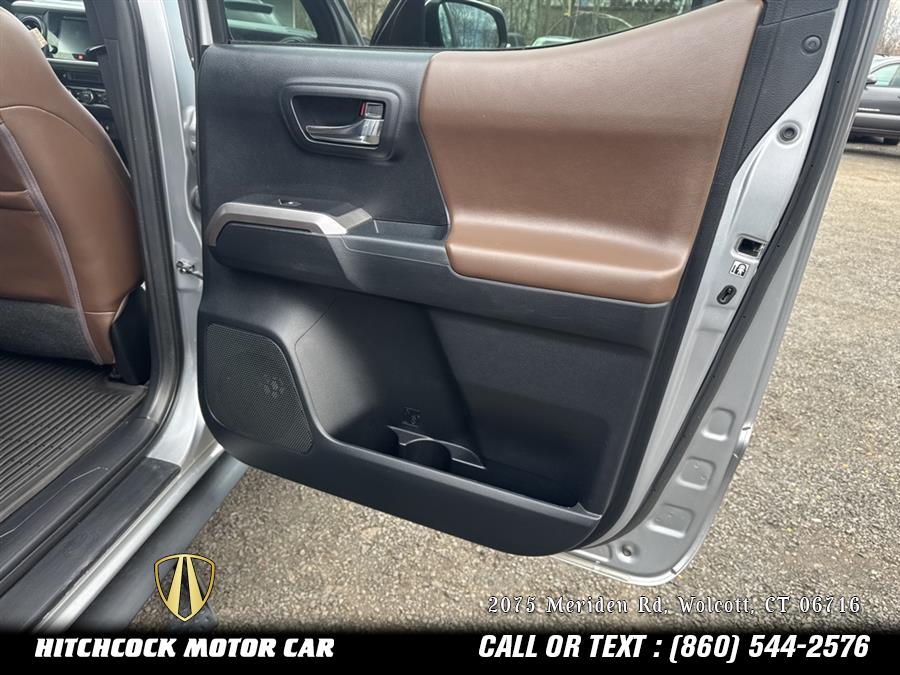 2016 Toyota Tacoma Limited photo