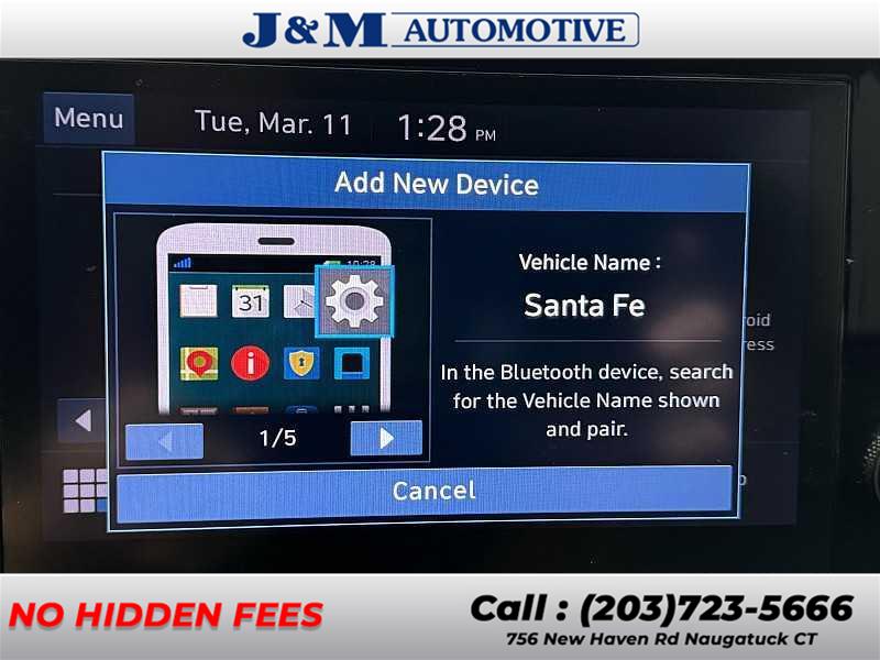 2023 Hyundai Santa Fe SE photo