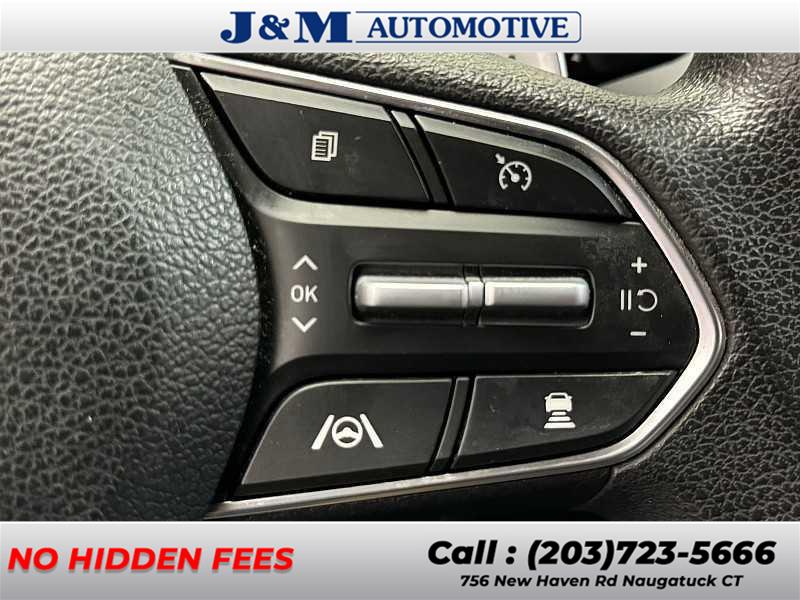 2023 Hyundai Santa Fe SE photo