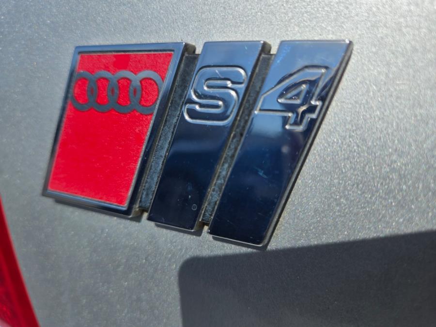2000 Audi S4 quattro photo