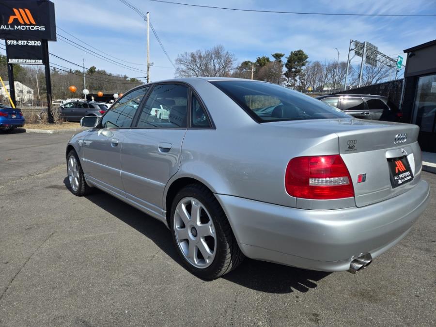 2000 Audi S4 quattro photo
