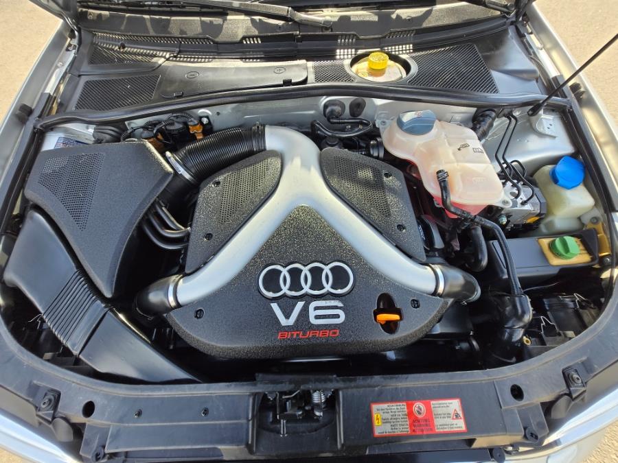 2000 Audi S4 quattro photo
