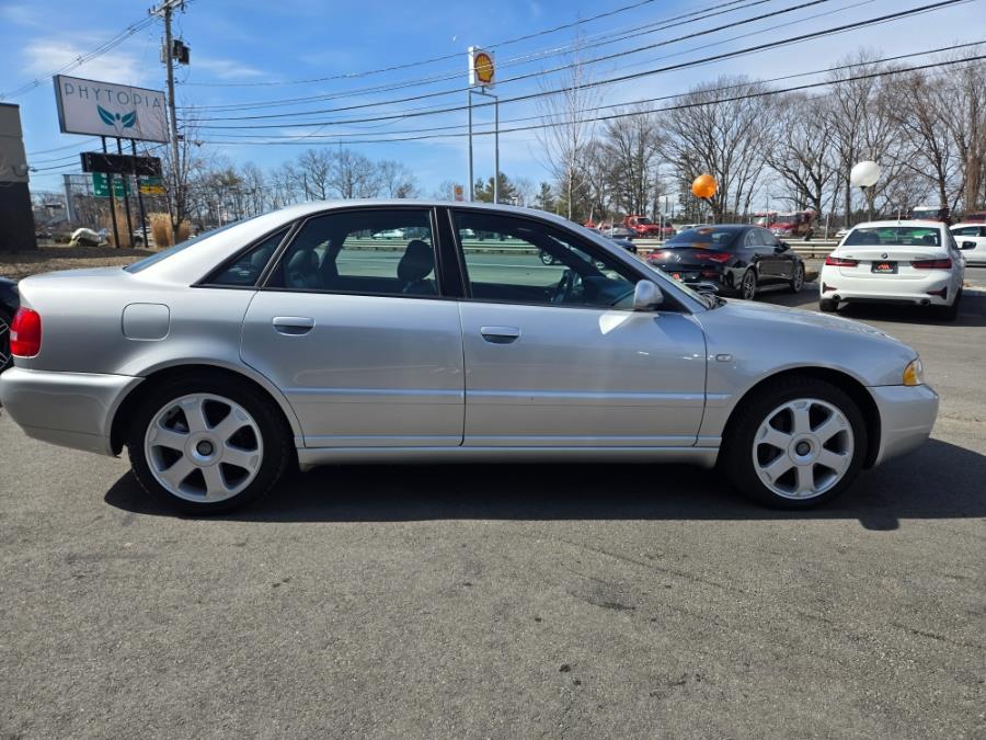 2000 Audi S4 quattro photo