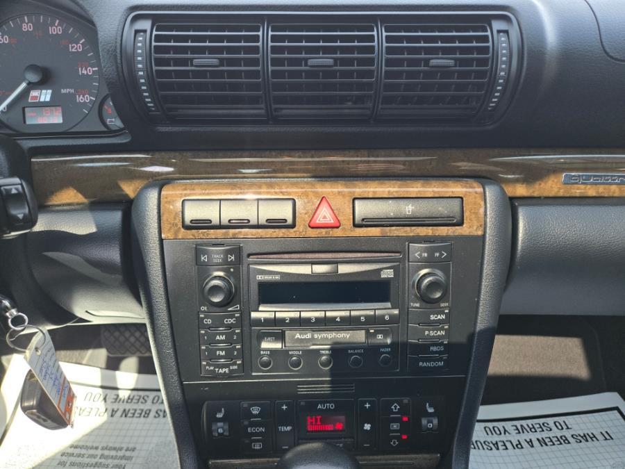 2000 Audi S4 quattro photo