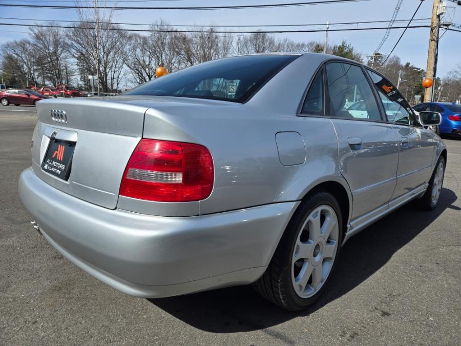 2000 Audi S4 quattro photo