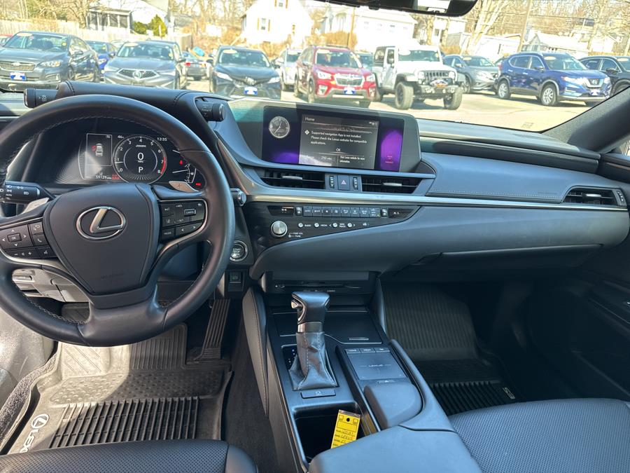2021 Lexus ES ES photo