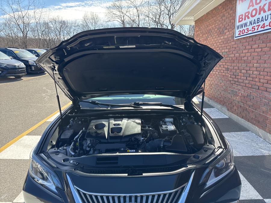 2021 Lexus ES ES photo