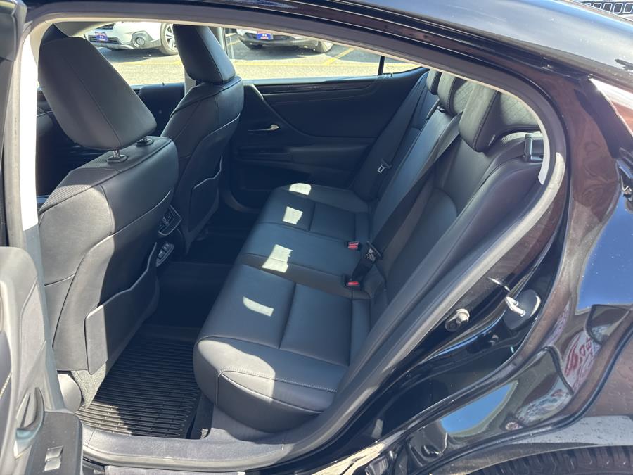 2021 Lexus ES ES photo